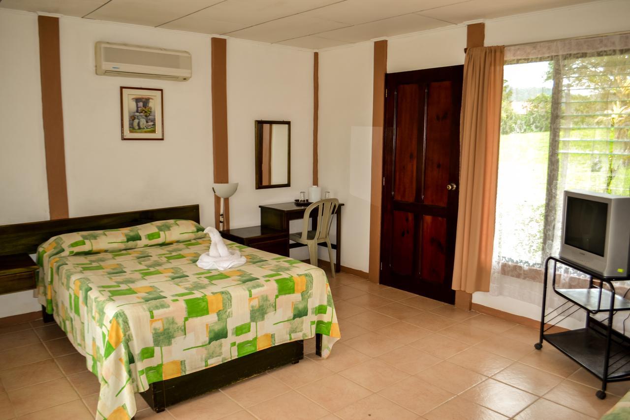 Hotel Termales del Bosque La Marina Exterior foto