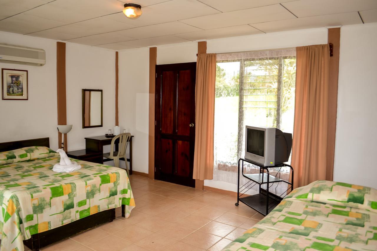 Hotel Termales del Bosque La Marina Exterior foto